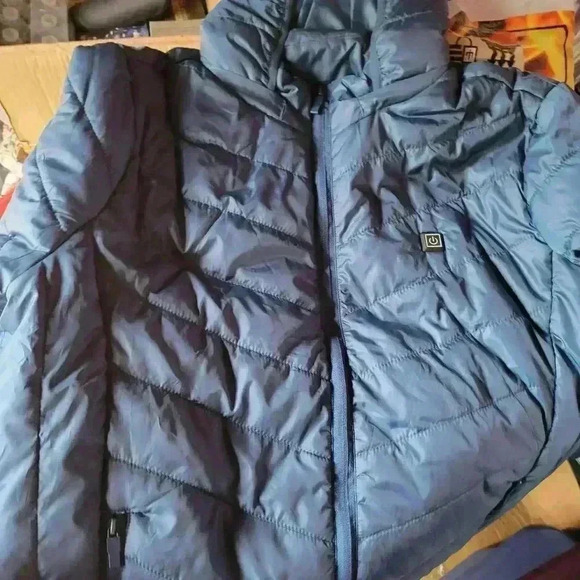 Caldo-X Rechargeable Puffer   - Picture 7 of 13